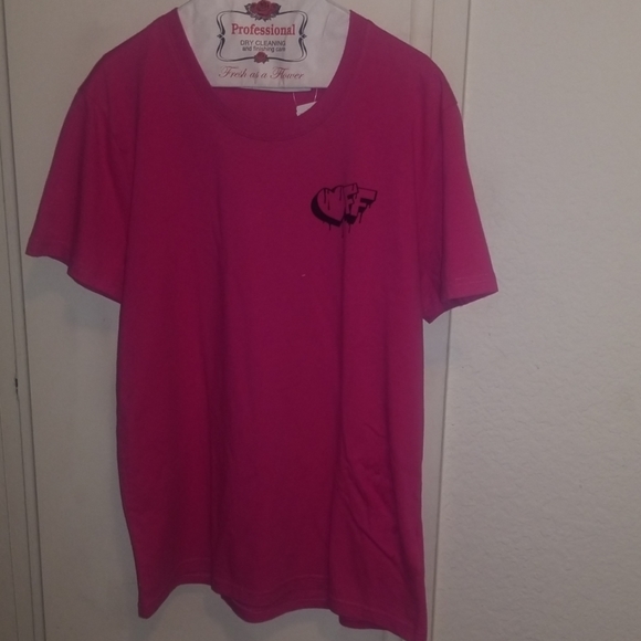 Off-White Tee - Picture 3 of 6